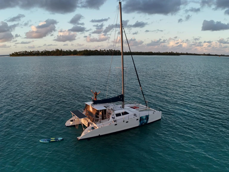 Rent a Multicap-Caraibes Punch 12,50 Papeete