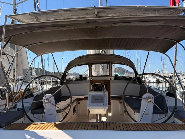 Sailboat rental in Göcek - Bavaria Cruiser 46