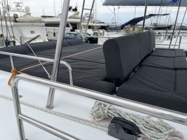 Rent a Lagoon Lagoon 50 Alimos