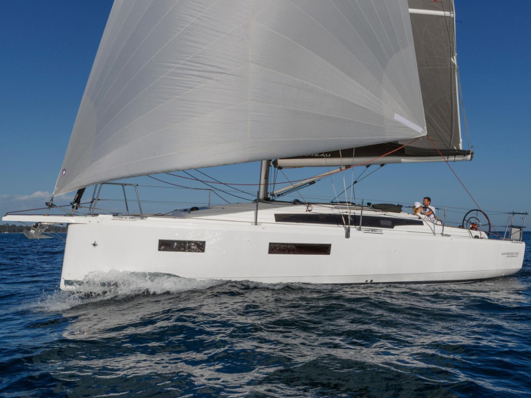Rent a Jeanneau Sun Odyssey 350 Biograd na Moru