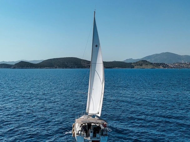 Sailboat rental with or without captain Jeanneau Bodrum