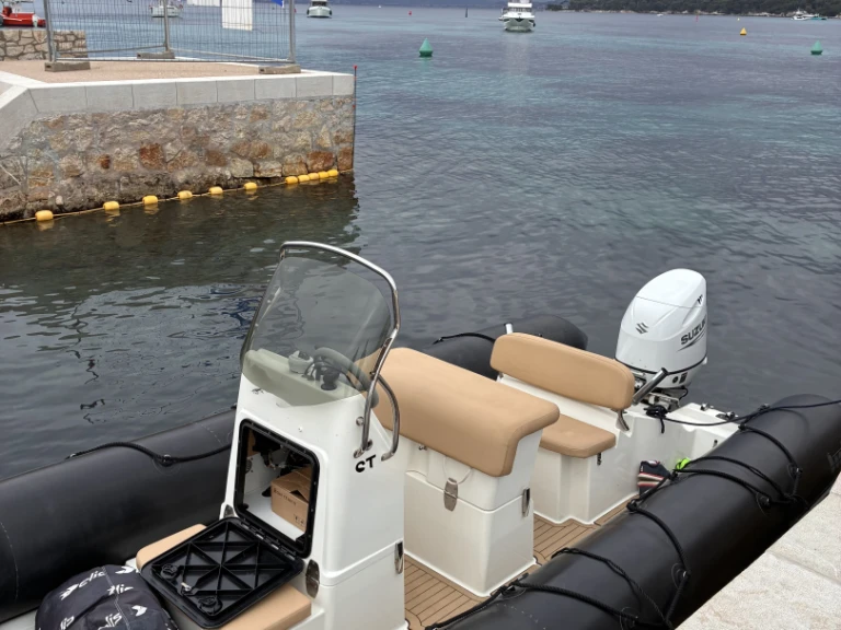 Boat rental Bombard Sunrider 650 in La Napoule on Samboat