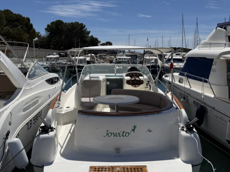 Bareboat Rental Motorboat Jeanneau with a boat licence