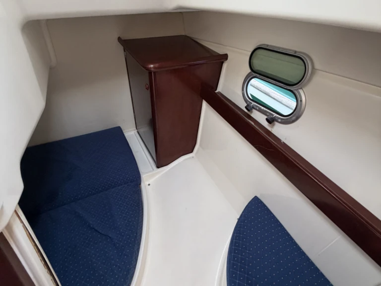 Motorboat for rent Saint-Raphaël at the best price