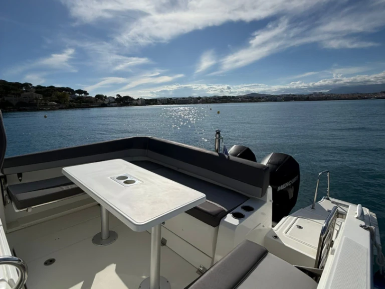 Motorboat for rent Antibes at the best price