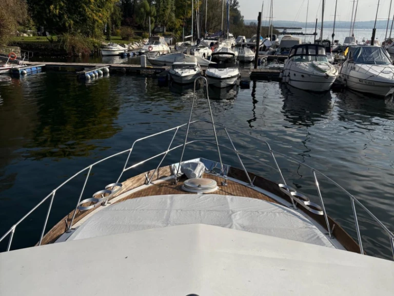 Yacht charter Angera cheap Martinica 42 
