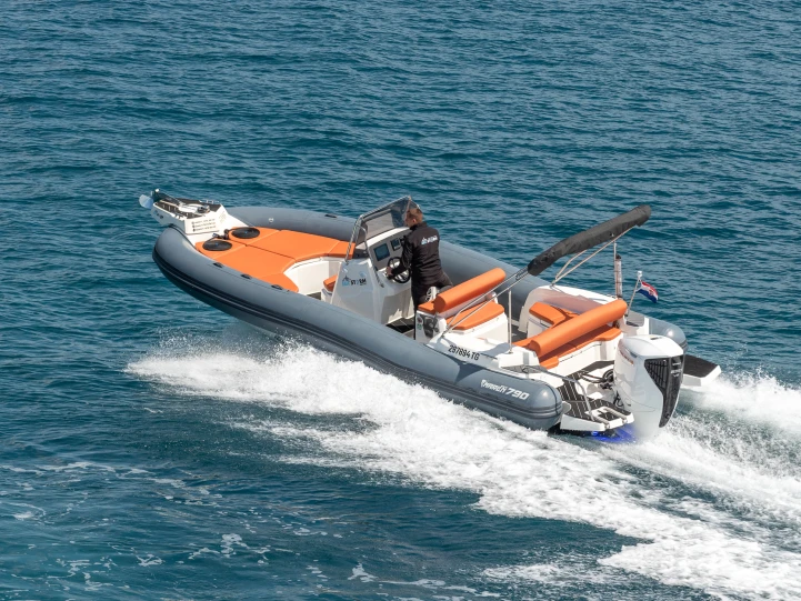 RIB rental in Trogir - Marlin Boat 790 Pro Dynamic