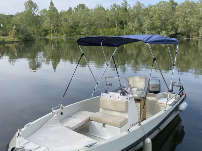 Elan Elan 450 GT charter bareboat or captained in  Villennes-sur-Seine