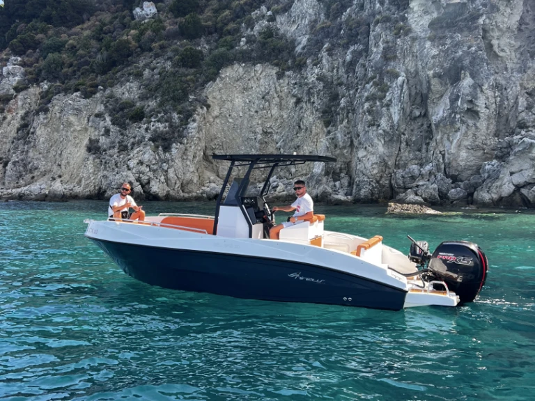 Bareboat Rental Motorboat Nireus with a boat licence