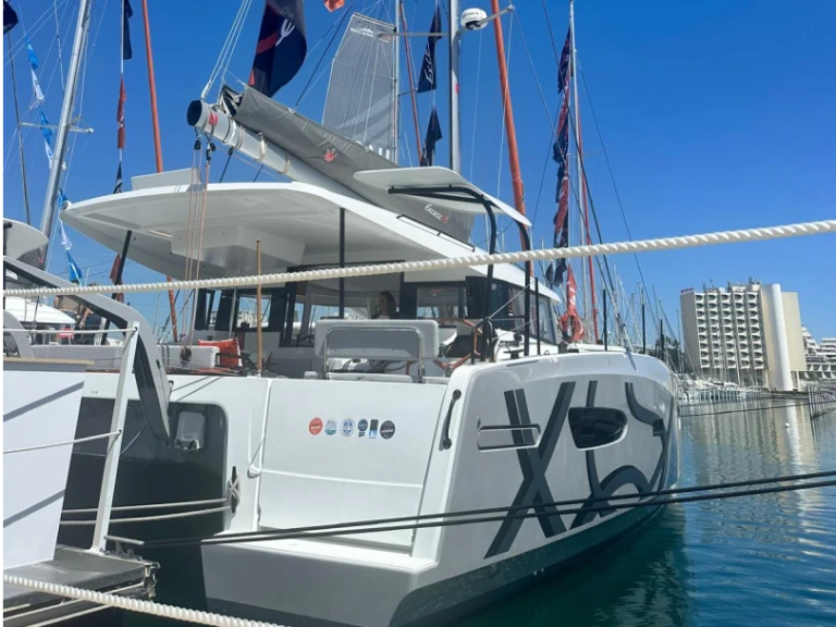 Yacht charter Bandol cheap Excess 13