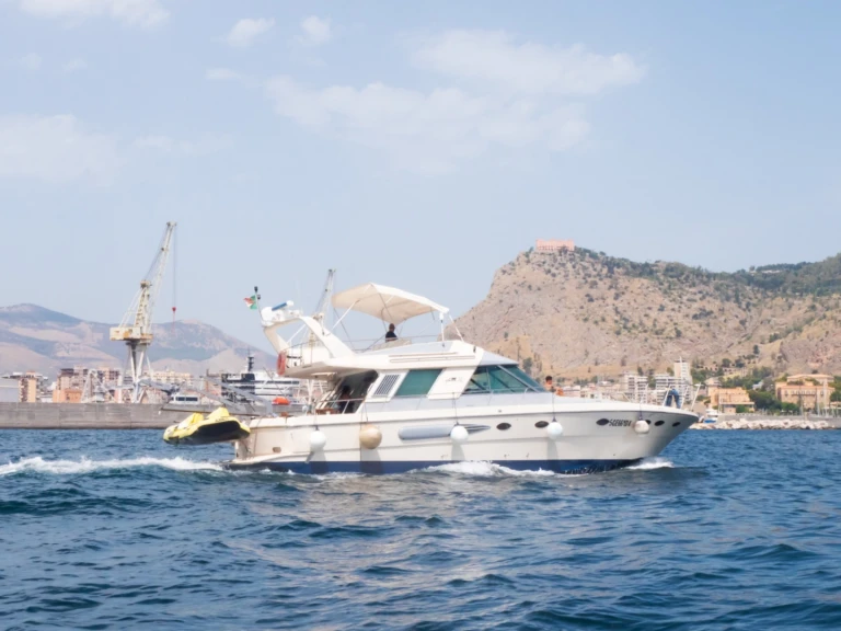 Yacht charter Palermo cheap flybridge