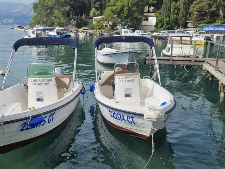 Rent a Reful marine Reful 490 open Cavtat