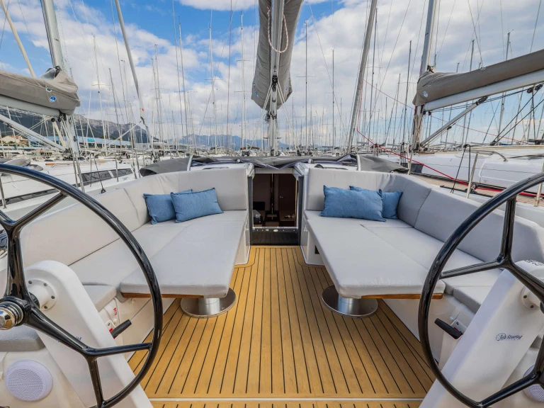 Rent a Hanse Hanse 410 Šibenik