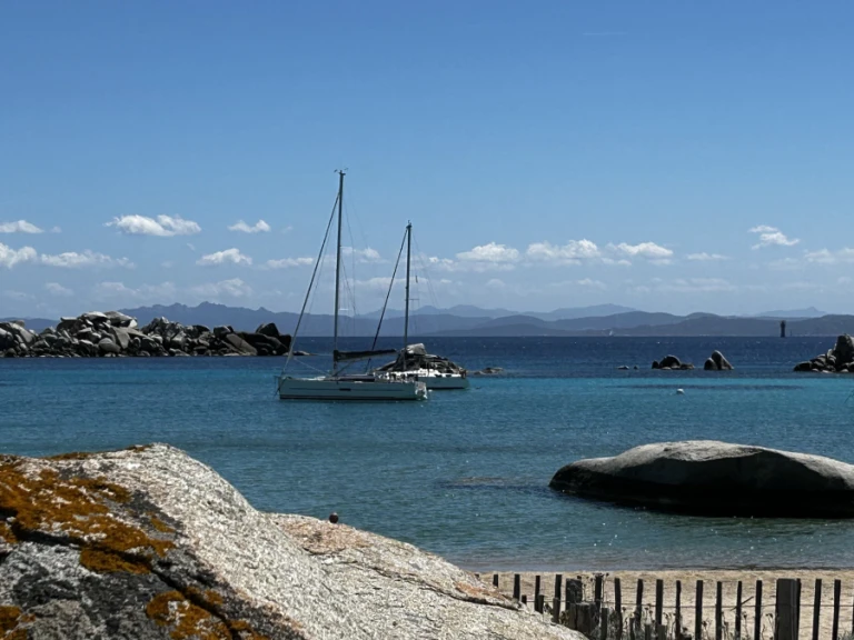 Sailboat rental in San Ciprianu - Dufour Dufour 350 Grand Large