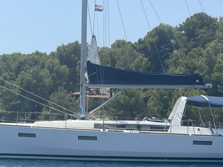 Yacht charter Rogoznica cheap Oceanis 45