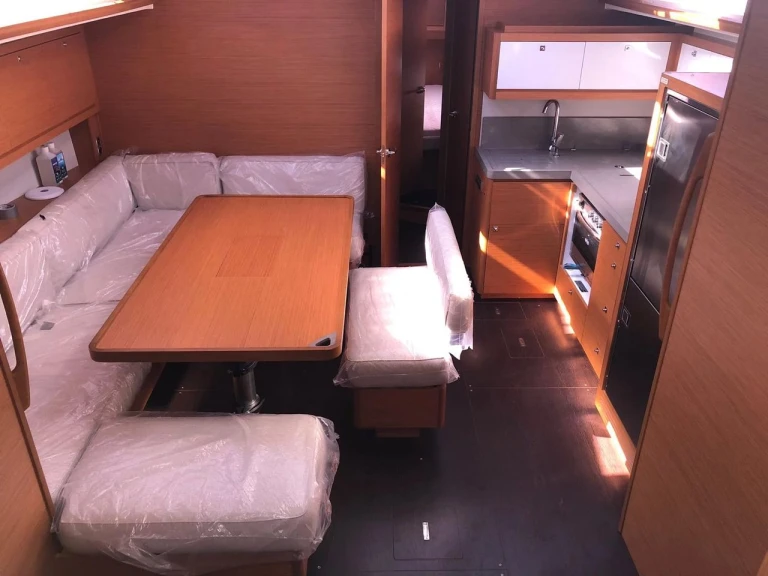 Bareboat Rental Sailboat Dufour with a boat licence