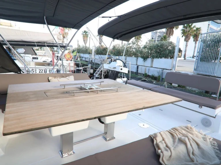 Yacht charter Cagliari cheap Dufour 470