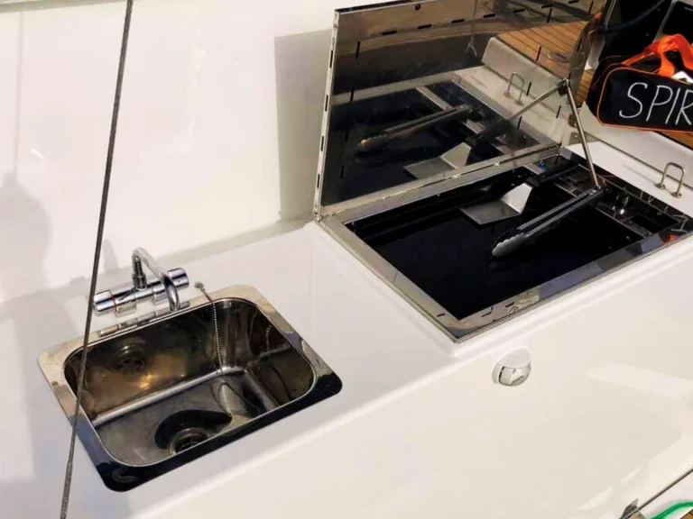 Sailboat rental in Cagliari - Dufour Dufour 470