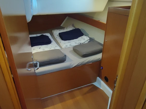 Rent a Bénéteau Cyclades 50.5 Punat