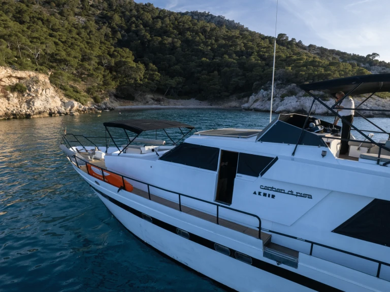 Bareboat Rental Luxury Yacht Cantieri Di Pisa with a boat licence