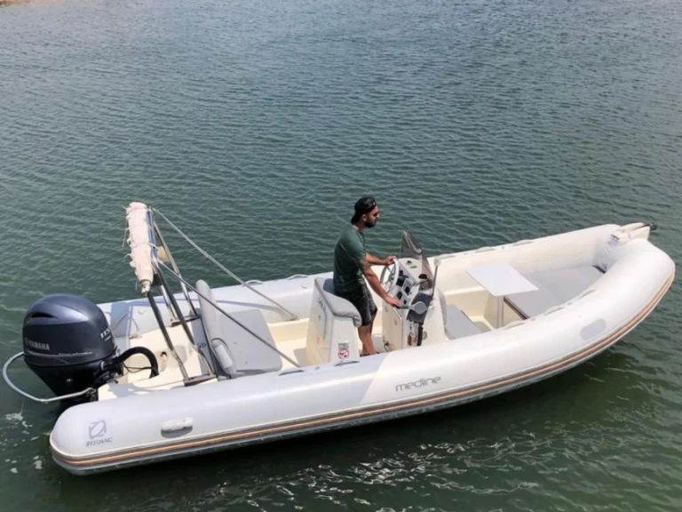 RIB for rent Pérols at the best price