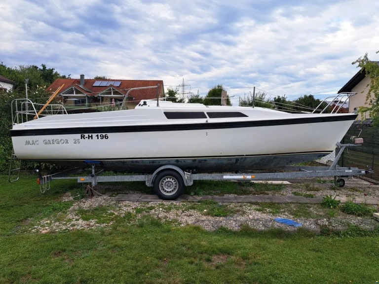 Macgregor 26S charter bareboat or captained in  Winksele