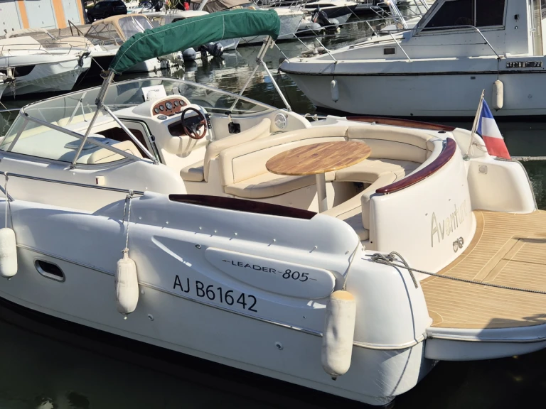 Jeanneau Leader 805 in Mandelieu-la-Napoule on SamBoat