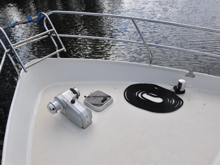 Rent a Pedro Solano 38 "Charlotte" Zehdenick