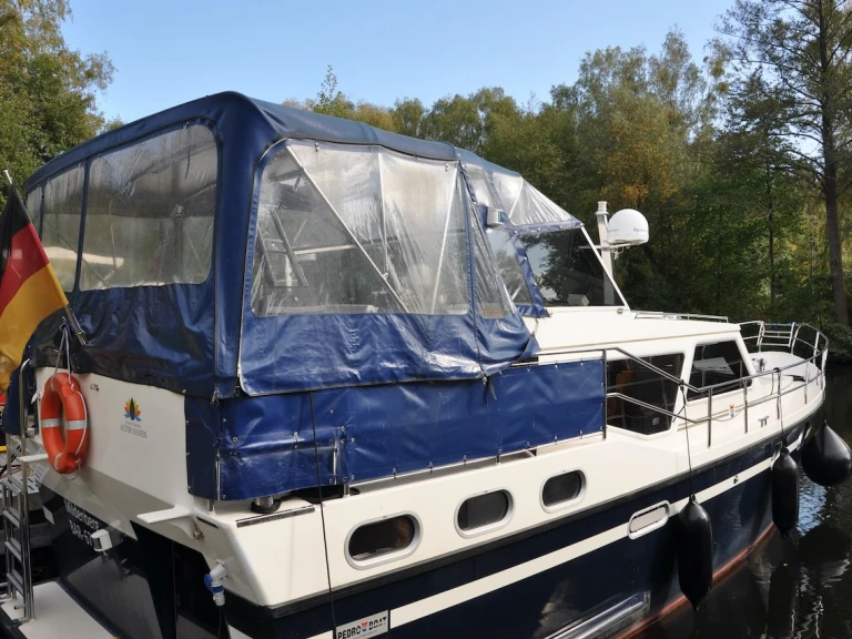 Houseboat rental in Zehdenick - Pedro Solano 38 "Charlotte"