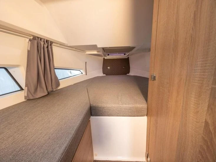 Motorboat rental in Glyfada - Nordkapp Nordkapp Coupe 905