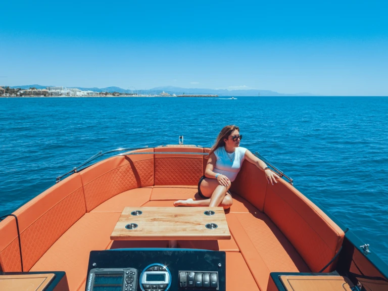 Motorboat for rent Puerto Marina Benalmadena at the best price