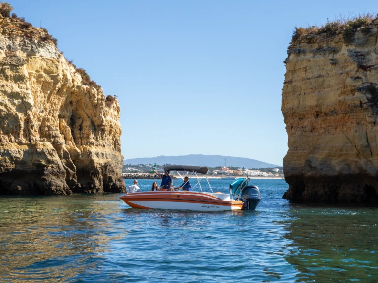 Yacht charter Lagos cheap Sportabout