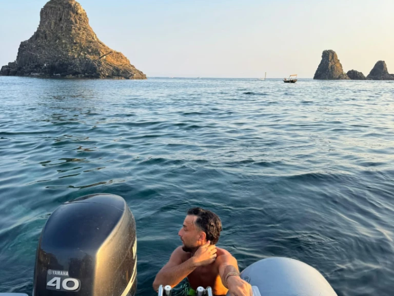 Boat rental Master MASTER 580 in Giardini-Naxos on Samboat