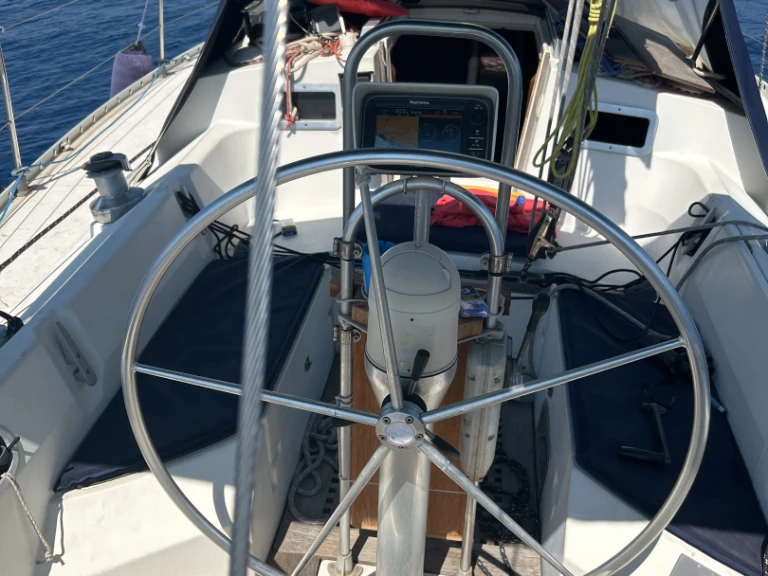 Boat rental Bénéteau First 375 in Genova on Samboat