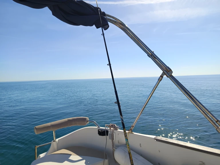 Rent a Quicksilver Activ 470 Cabin Le Barcarès