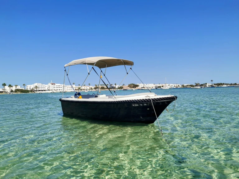 Motorboat rental with or without captain MARRIOM La Savina