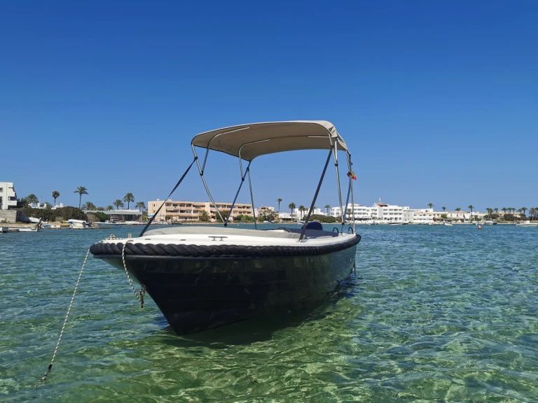 Motorboat for rent La Savina at the best price