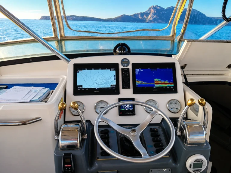 Motorboat rental in Port de Pollença - Tiara 3100 open