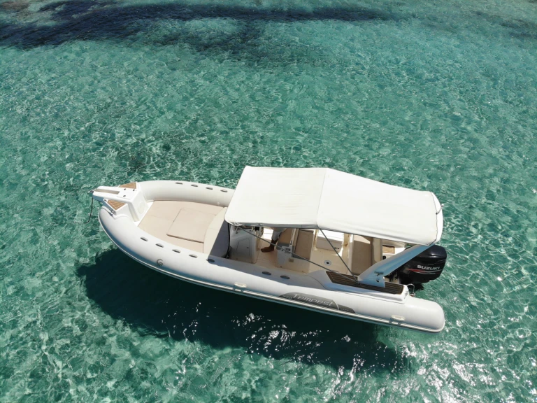 Capelli Tempest 770 S in Portocolom on SamBoat