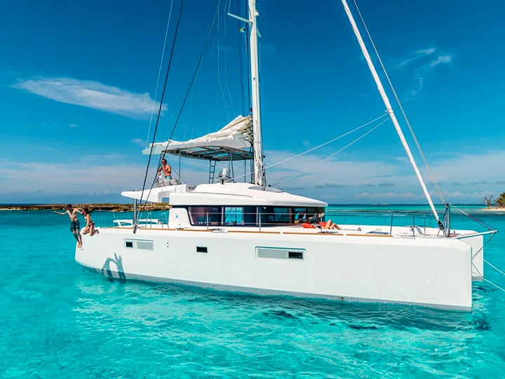 Yacht charter Athens cheap Lagoon 52 F