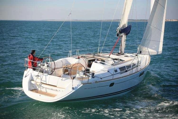Sailboat for rent Puerto de Pollensa at the best price