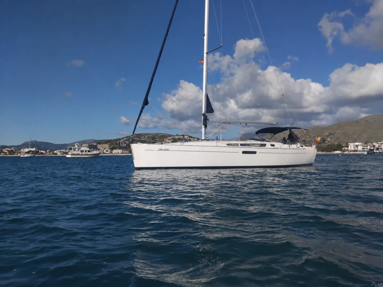 Jeanneau Sun Odyssey 44i charter bareboat or captained in  Puerto de Pollensa
