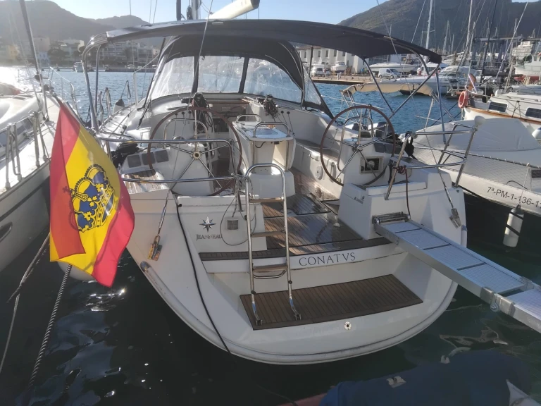 Jeanneau Sun Odyssey 44i in Puerto de Pollensa on SamBoat