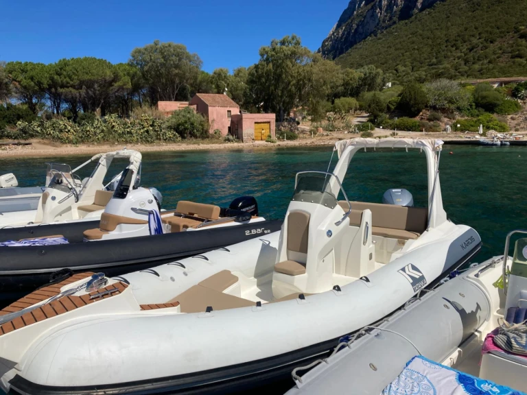 Rent a Kardis 700 Porto Rotondo