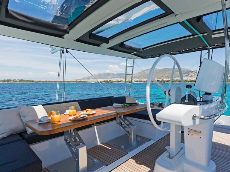Catamaran rental with or without captain Lagoon Lávrio