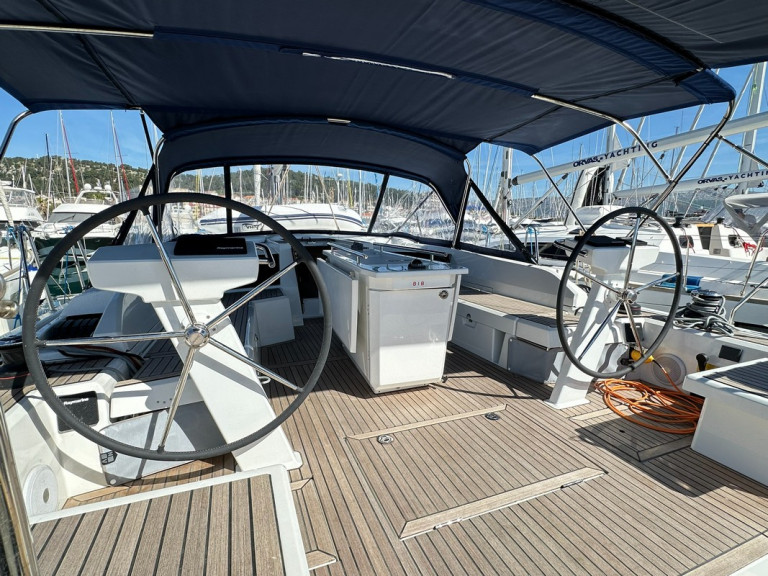 Sailboat rental in Split - Bénéteau Oceanis 46.1
