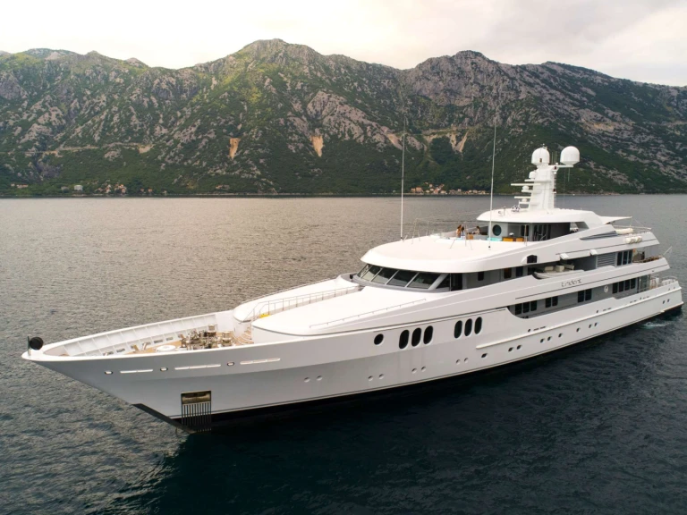 Luxury Yacht for rent Bodrum at the best price