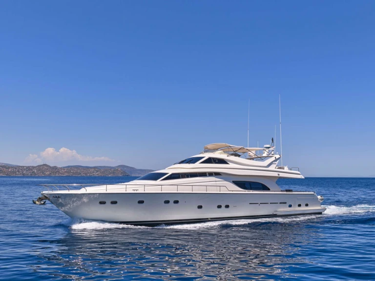 Ferretti APE&Iota;RON BLUE in Lávrio on SamBoat