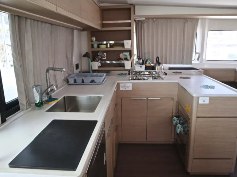 Catamaran rental with or without captain Lagoon Alimos