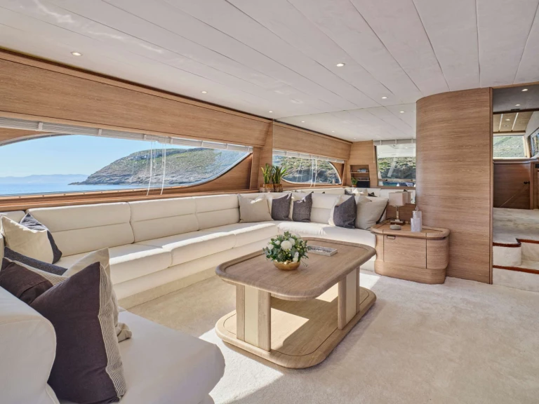 Yacht charter Lávrio cheap APE&Iota;RON BLUE
